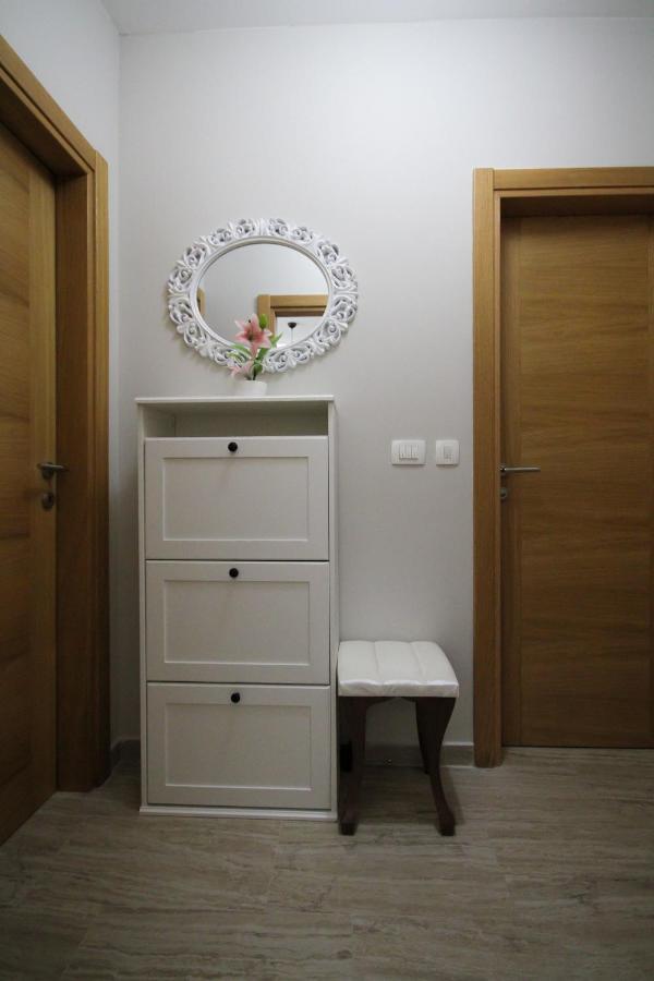 Laki Apartment ติวัต ภายนอก รูปภาพ