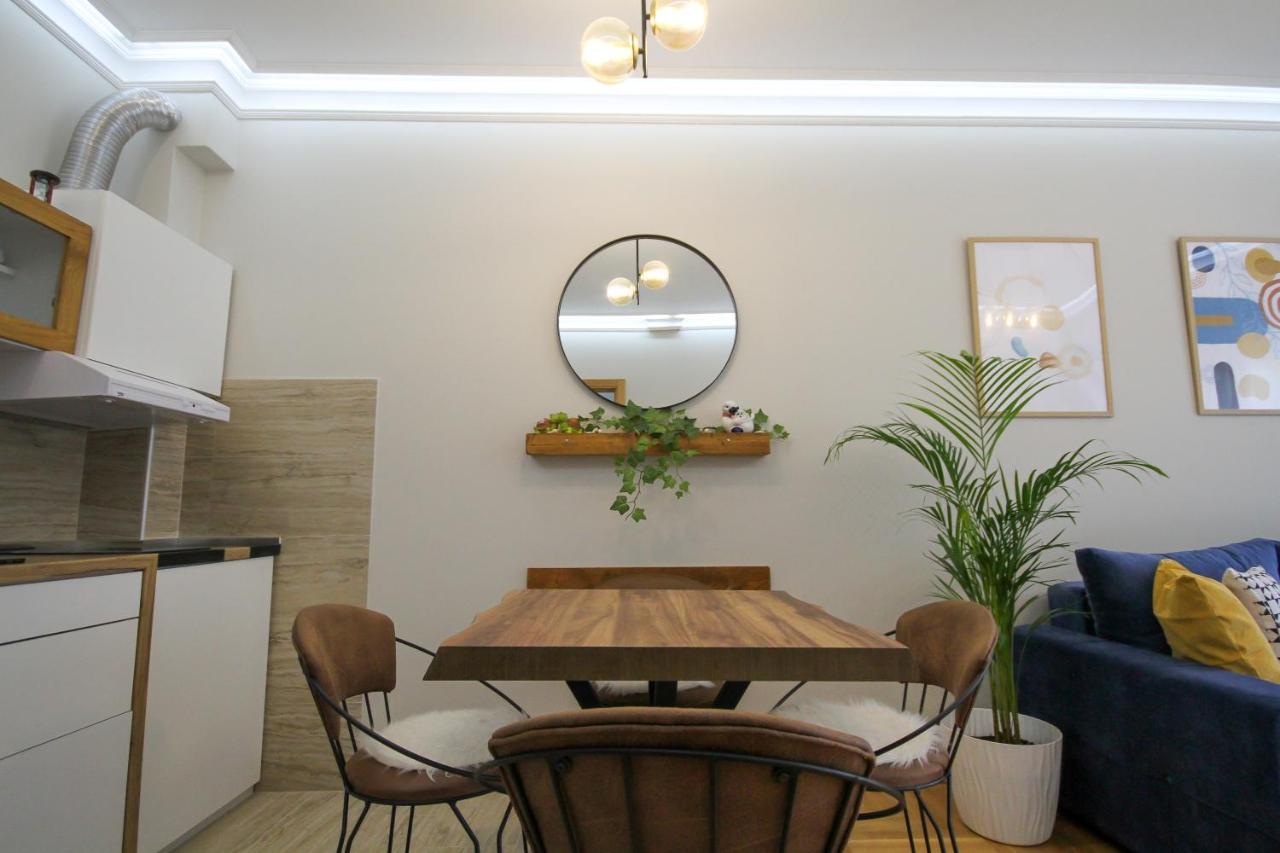Laki Apartment ติวัต ภายนอก รูปภาพ