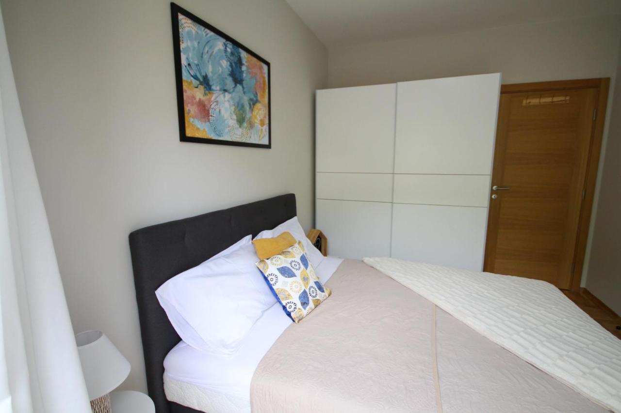 Laki Apartment ติวัต ภายนอก รูปภาพ
